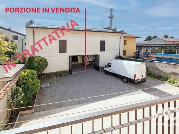 casale in vendita a Rovello Porro
