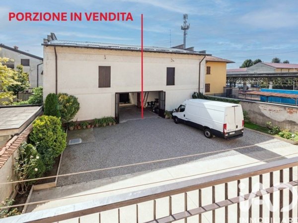 casa indipendente in vendita a Rovello Porro
