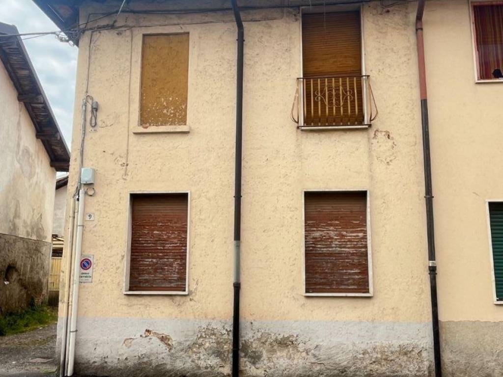 casa indipendente in vendita a Rovello Porro