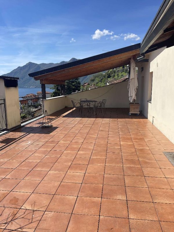 appartamento in vendita a Sala Comacina
