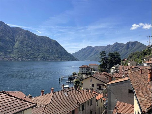 appartamento in vendita a Sala Comacina