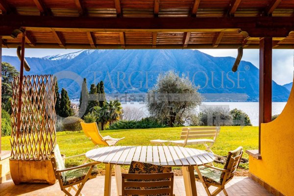 casa indipendente in vendita a Sala Comacina