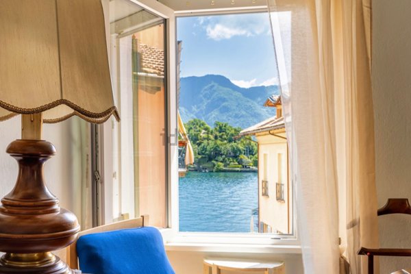 casa indipendente in vendita a Sala Comacina