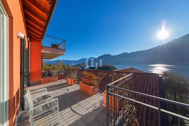 casa indipendente in vendita a Sala Comacina