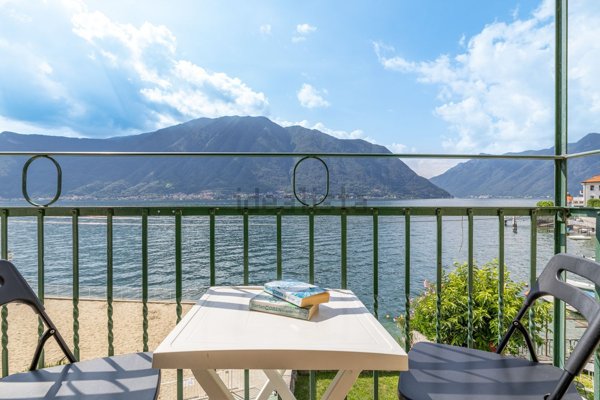 casa semindipendente in vendita a Sala Comacina