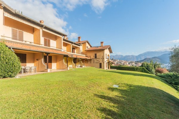 appartamento in vendita a Sala Comacina
