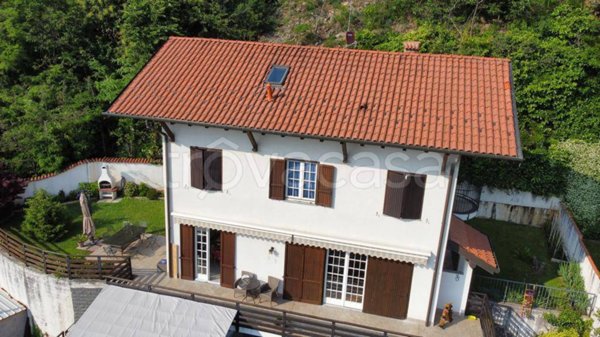 casa indipendente in vendita a San Fermo della Battaglia in zona Cavallasca
