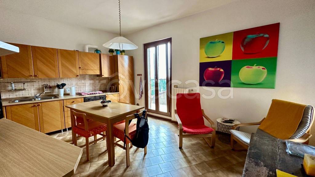 casa indipendente in vendita a San Fermo della Battaglia in zona Cavallasca