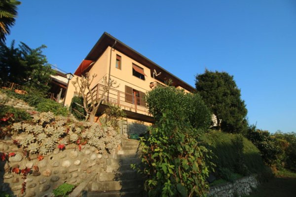 casa indipendente in vendita a San Fermo della Battaglia