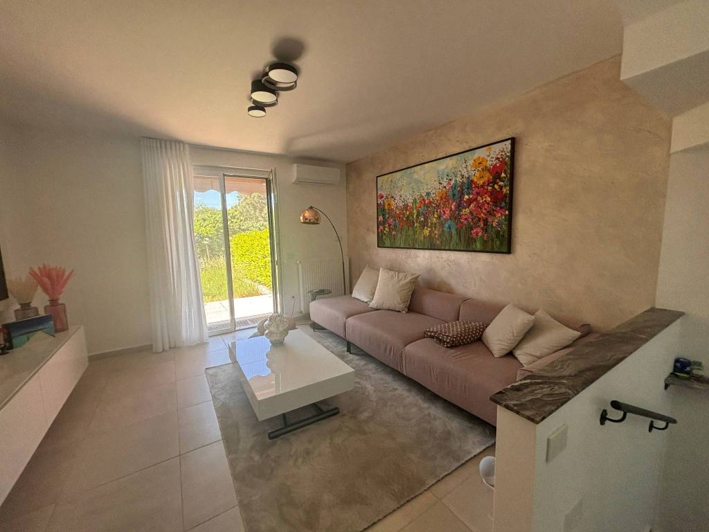 casa indipendente in vendita a San Fermo della Battaglia
