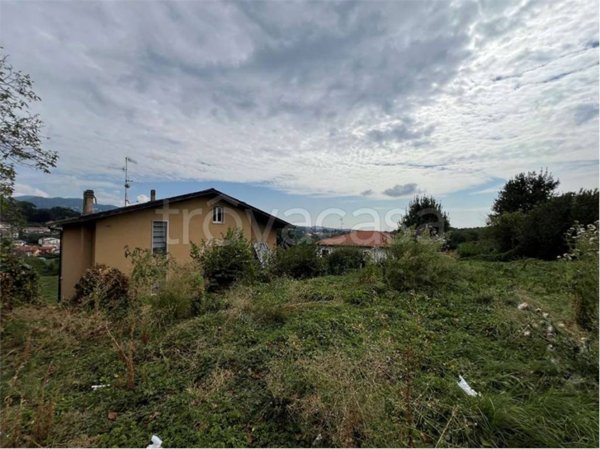 terreno agricolo in vendita a San Fermo della Battaglia in zona Cavallasca