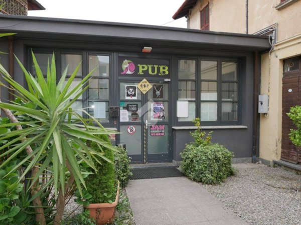 negozio in vendita a San Fermo della Battaglia in zona Cavallasca
