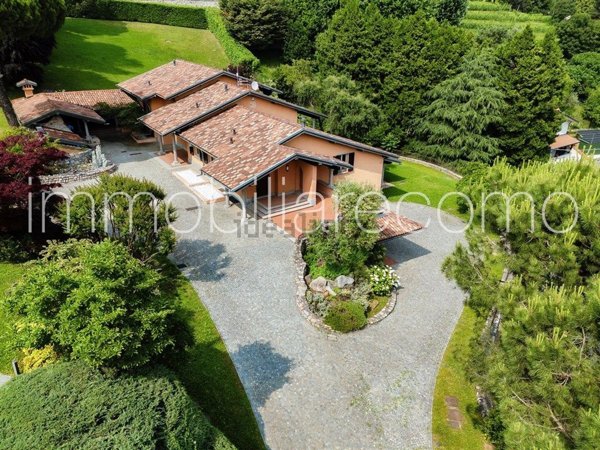 casa indipendente in vendita a San Fermo della Battaglia