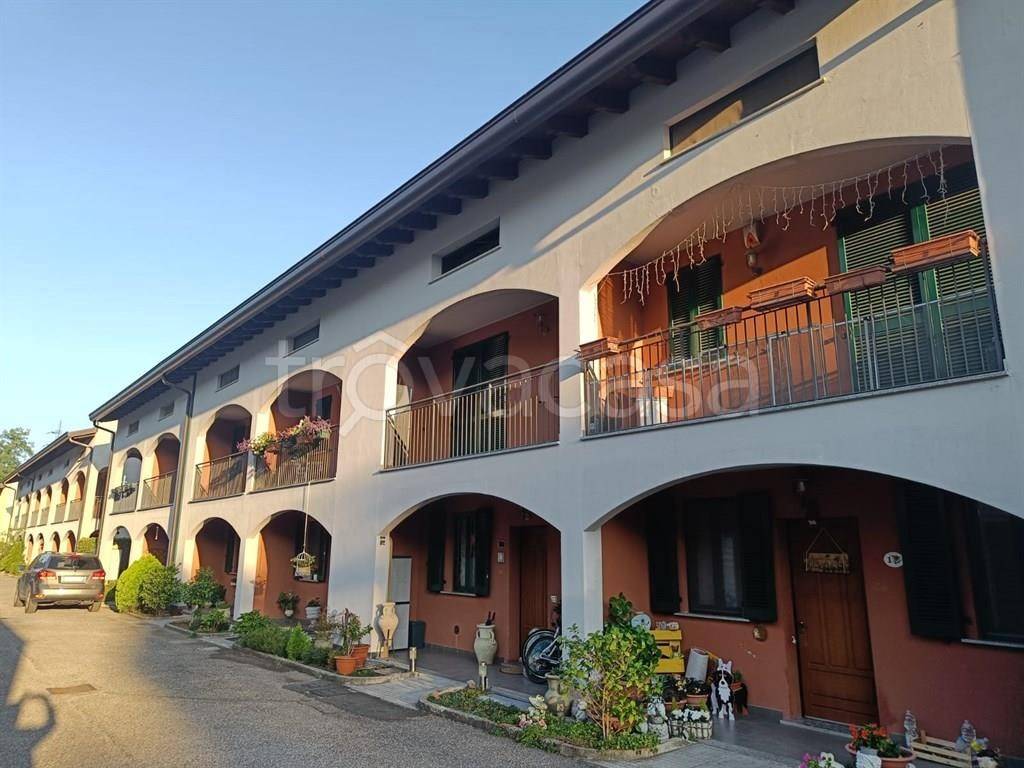 casa indipendente in vendita a San Fermo della Battaglia