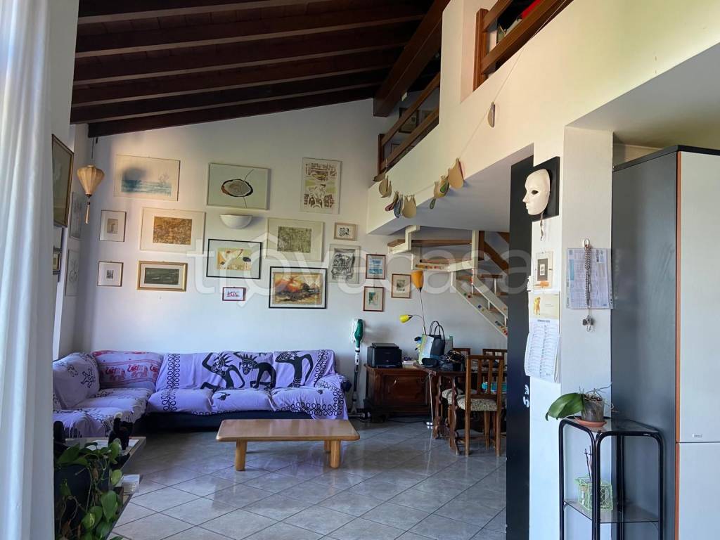 casa indipendente in vendita a San Fermo della Battaglia