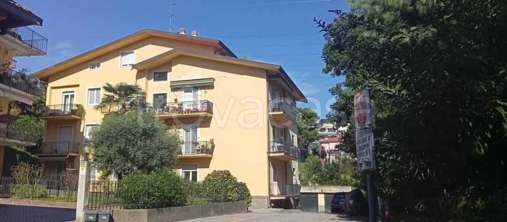 appartamento in vendita a San Fermo della Battaglia