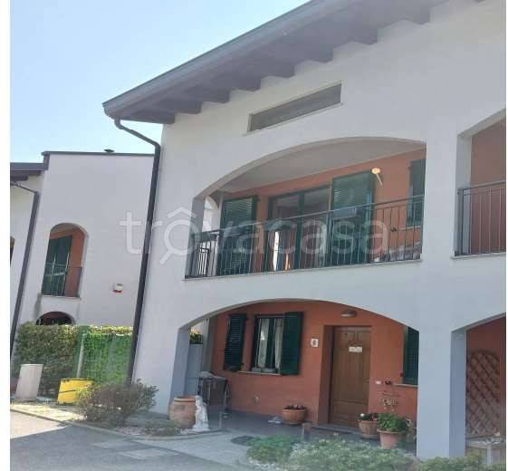 casa indipendente in vendita a San Fermo della Battaglia