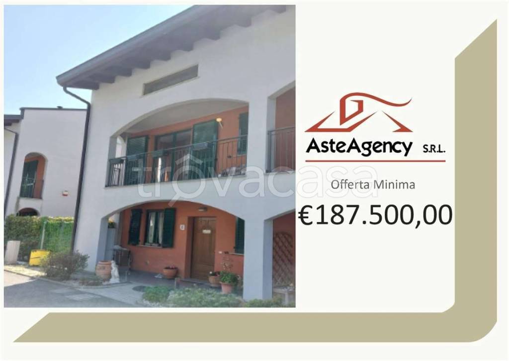 casa indipendente in vendita a San Fermo della Battaglia