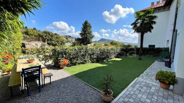 appartamento in vendita a San Fermo della Battaglia in zona Cavallasca