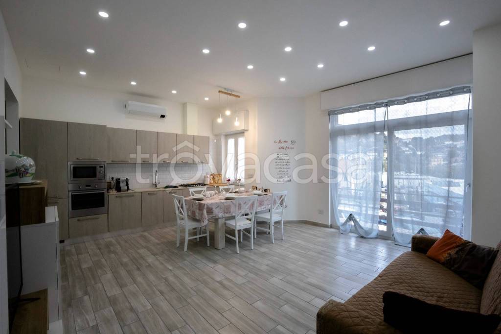 appartamento in vendita a San Fermo della Battaglia