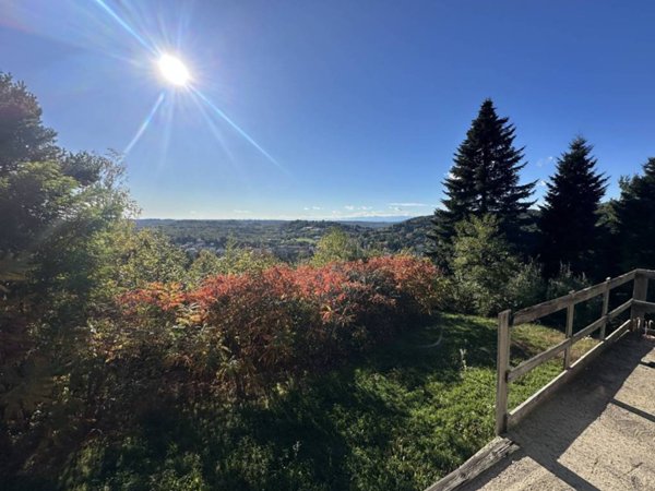 casa indipendente in vendita a San Fermo della Battaglia in zona Cavallasca