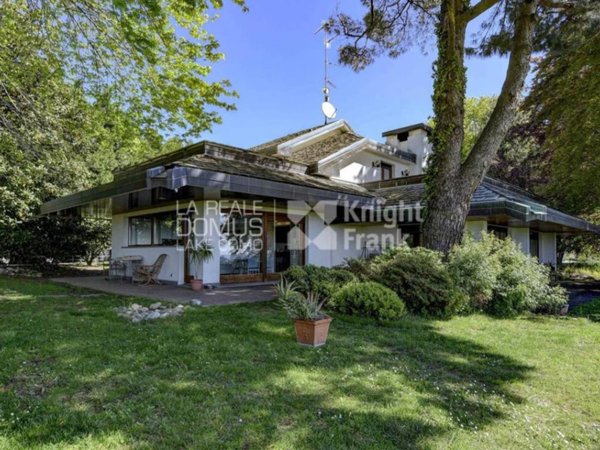 casa indipendente in vendita a San Fermo della Battaglia in zona Cavallasca