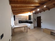 appartamento in vendita a San Fermo della Battaglia in zona Cavallasca