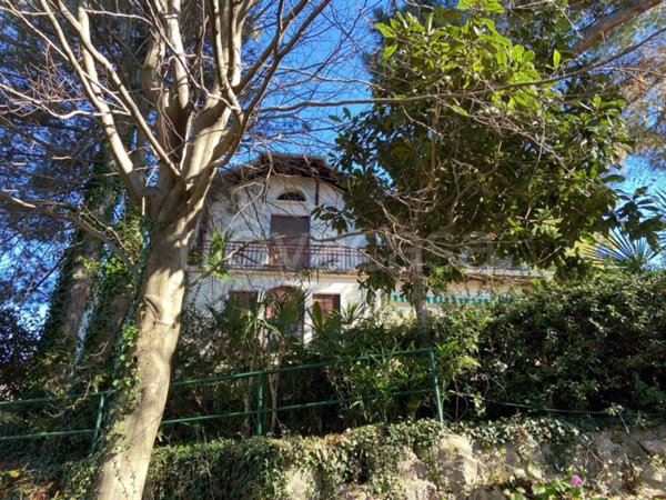 casa indipendente in vendita a San Fermo della Battaglia
