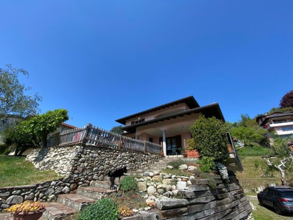 casa indipendente in vendita a San Fermo della Battaglia