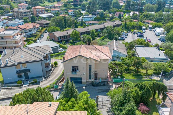 appartamento in vendita a San Fermo della Battaglia in zona Cavallasca
