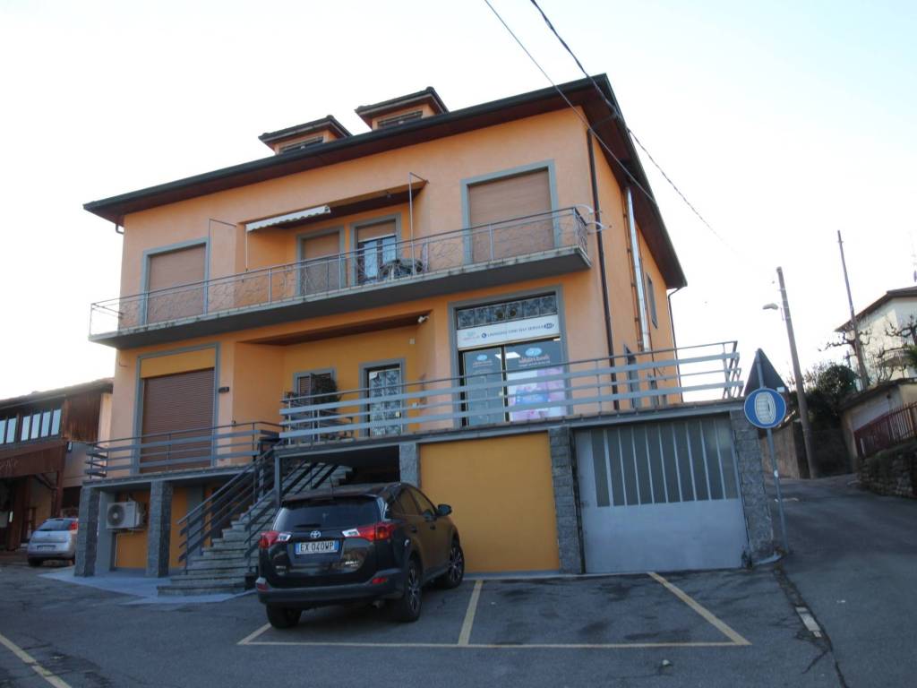appartamento in vendita a San Fermo della Battaglia in zona Cavallasca