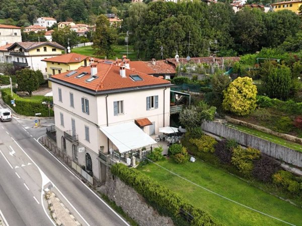 appartamento in vendita a San Fermo della Battaglia in zona Cavallasca