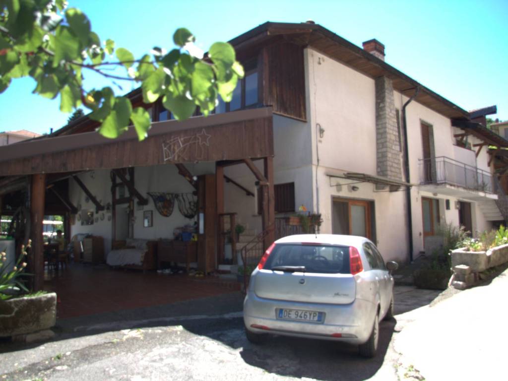 casa indipendente in vendita a San Fermo della Battaglia in zona Cavallasca