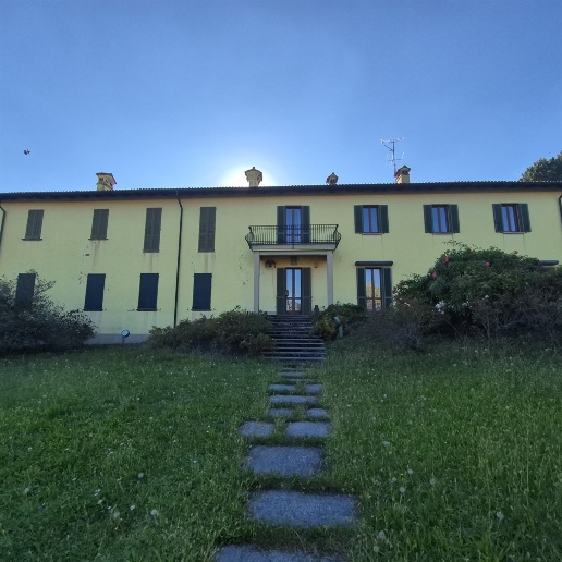 casa indipendente in vendita a San Fermo della Battaglia in zona Cavallasca