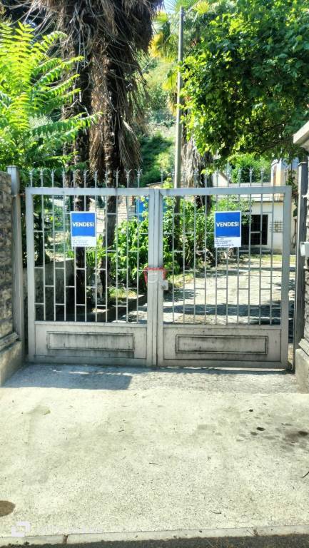 casa indipendente in vendita a San Fermo della Battaglia