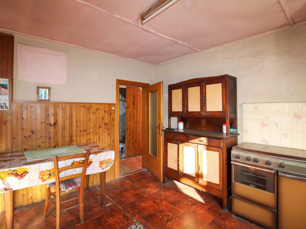 casa indipendente in vendita a San Nazzaro Val Cavargna