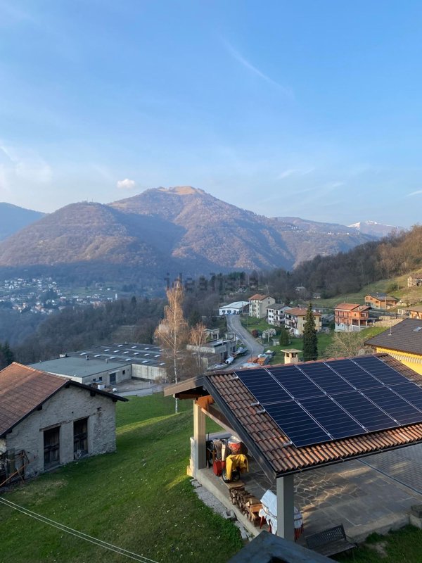 appartamento in vendita a Schignano