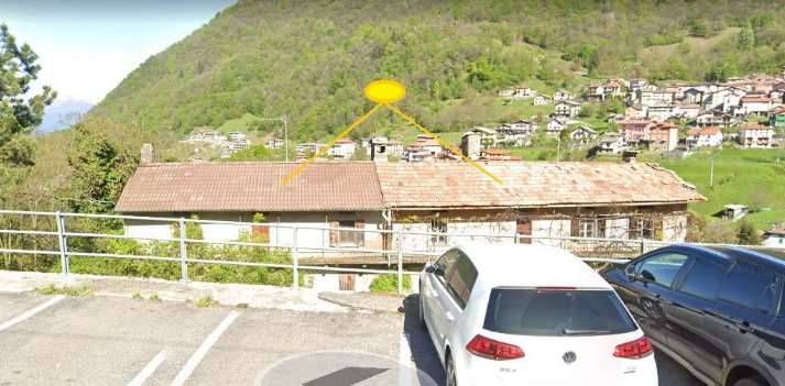 casa indipendente in vendita a Schignano in zona Auvrascio