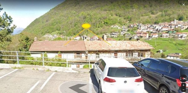 casa indipendente in vendita a Schignano