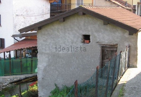 casale in vendita a Schignano