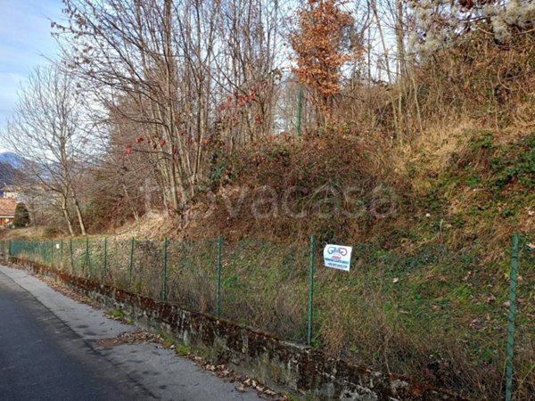 terreno agricolo in vendita a Schignano in zona Posa