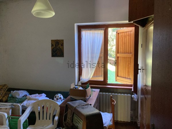 casa indipendente in vendita a Schignano