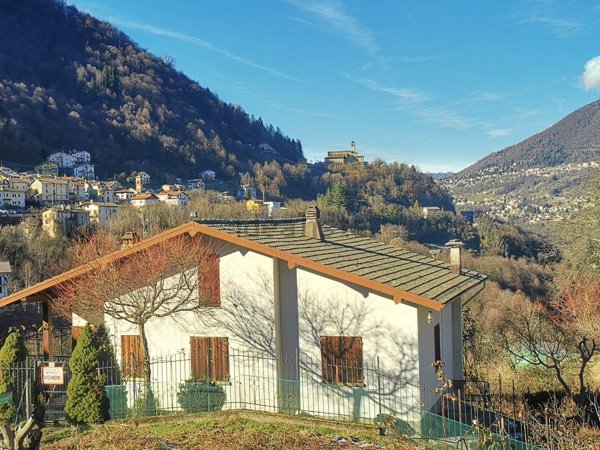 casa indipendente in vendita a Schignano