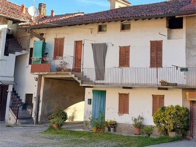 appartamento in vendita a Senna Comasco