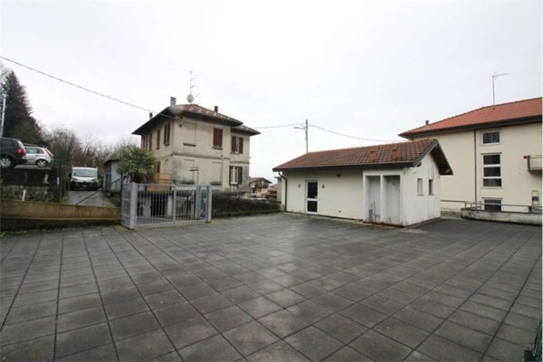 appartamento in vendita a Senna Comasco