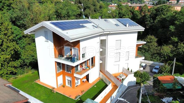 appartamento in vendita a Senna Comasco