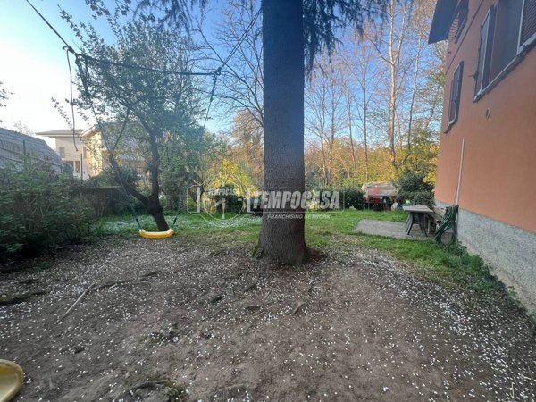 appartamento in vendita a Senna Comasco