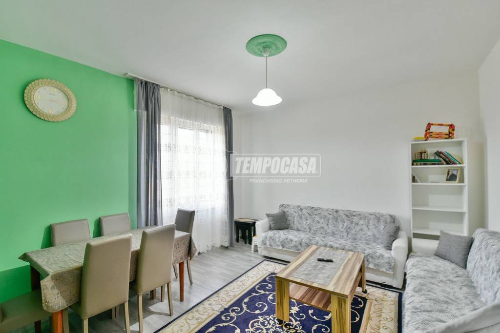 appartamento in vendita a Senna Comasco in zona Navedano