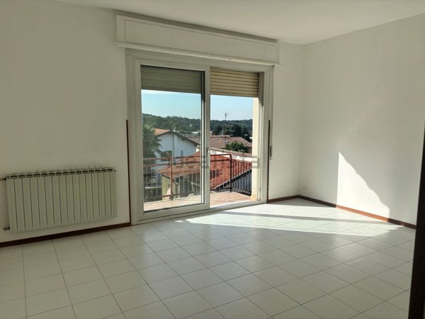 appartamento in vendita a Senna Comasco