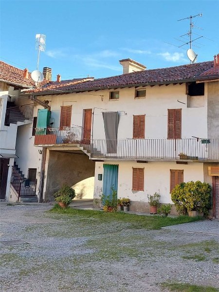 appartamento in vendita a Senna Comasco